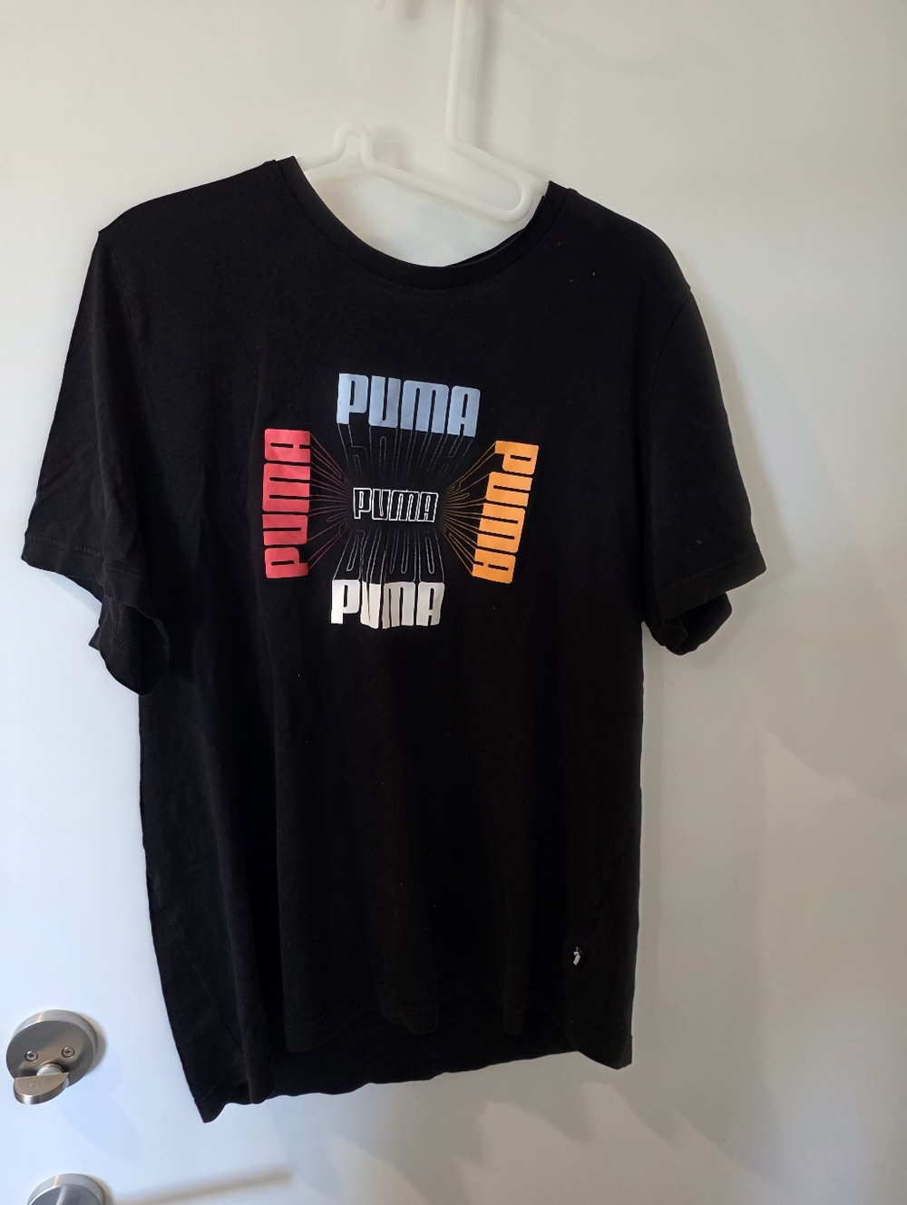 PUMA ESS+ LOGO REPEAT GRAPHIC TEE 674223-01, Men's Shirt, Large, Black